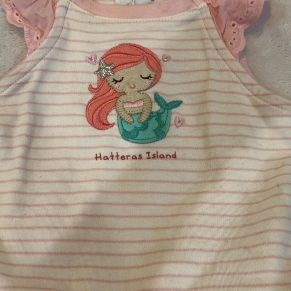 Adorable New 4 Piece Baby Set One Piece, Leggings and 2 Pairs of Socks 6-12M - Picture 4 of 12